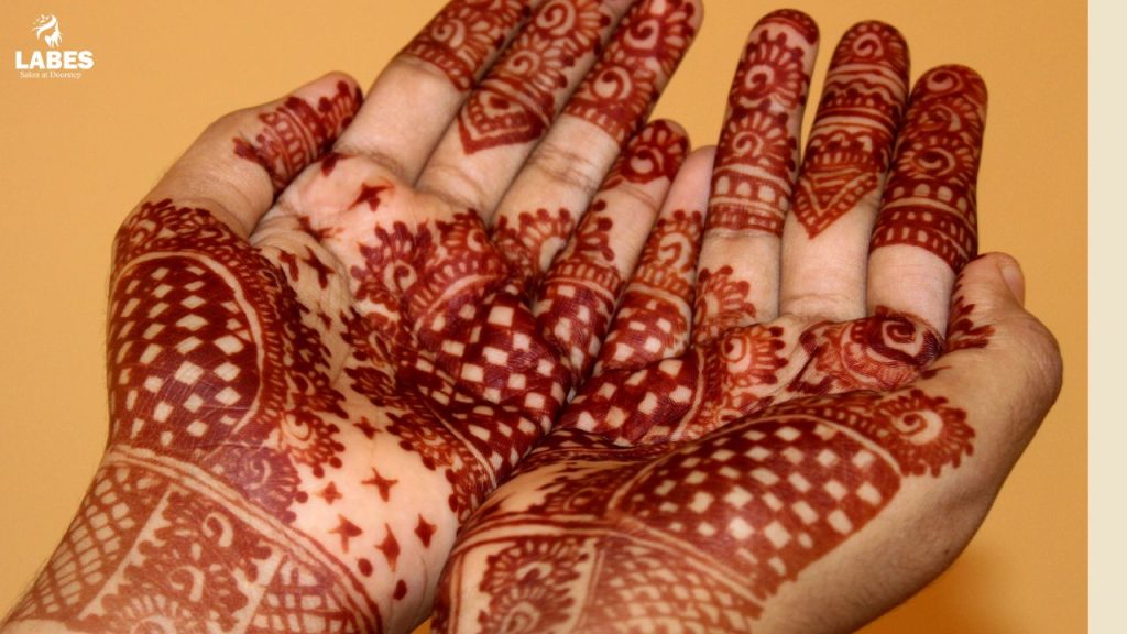Mehendi Services by labes women salon - doorstep salon services in jamshedpur